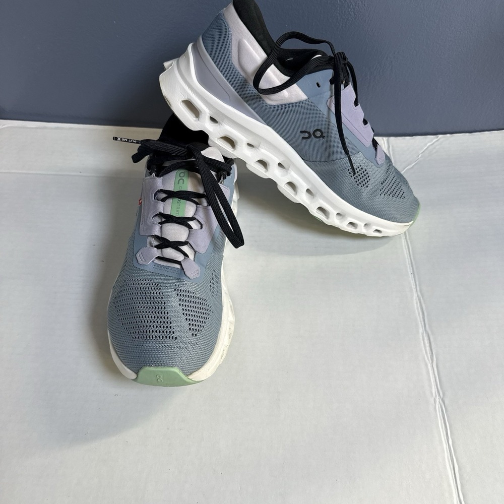 On Cloudstratus 3 Women's Sz 9 Gray White CloudTec Running Shoes
